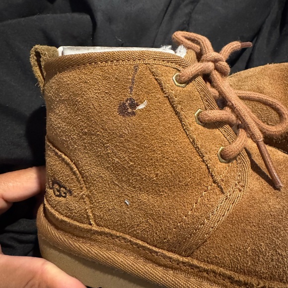 UGG Nuemel Boys Cozy Boot - Picture 5 of 9